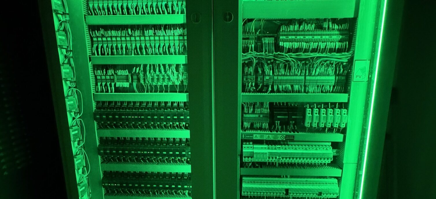 Rozvaděč NGH electro s Loxone
