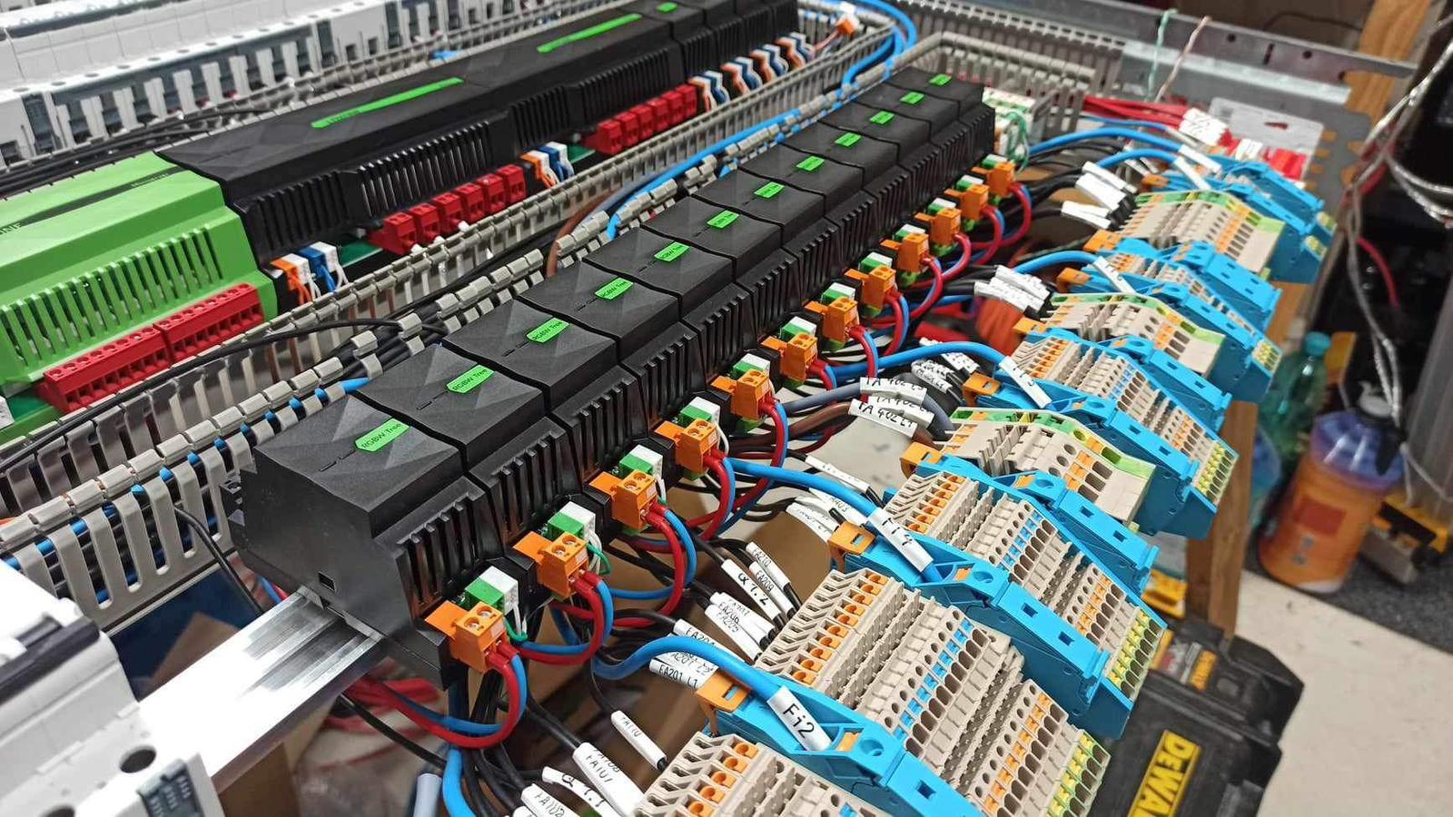 Rozvaděč LOXONE od NGH electro